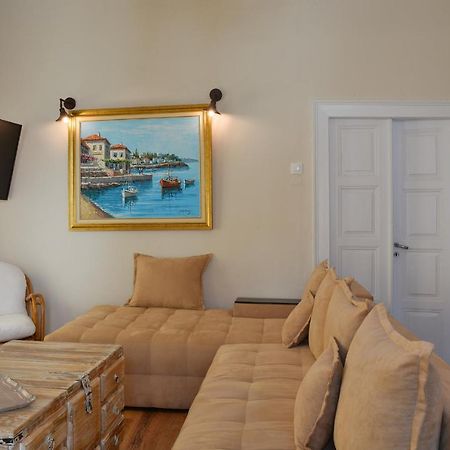 The Veranda Of Gavrion-Exclusive, Centrally Located With Seaview Ngoại thất bức ảnh