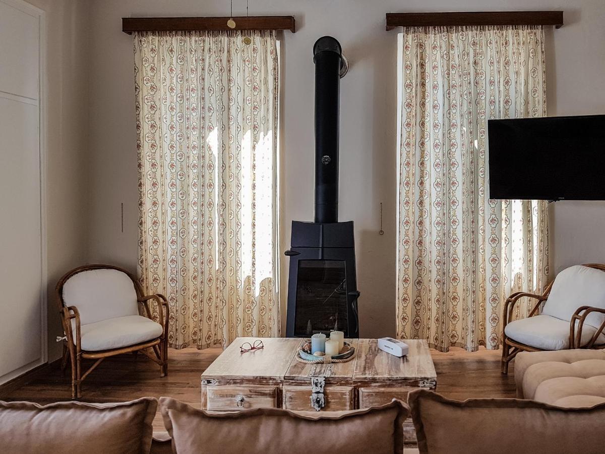 The Veranda Of Gavrion-Exclusive, Centrally Located With Seaview Ngoại thất bức ảnh